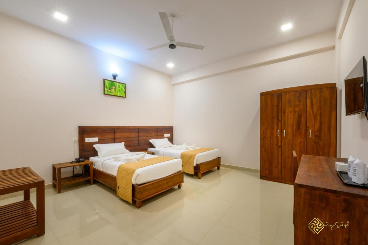 Daffodils Luxury Airport Suites Kochi Exterior photo